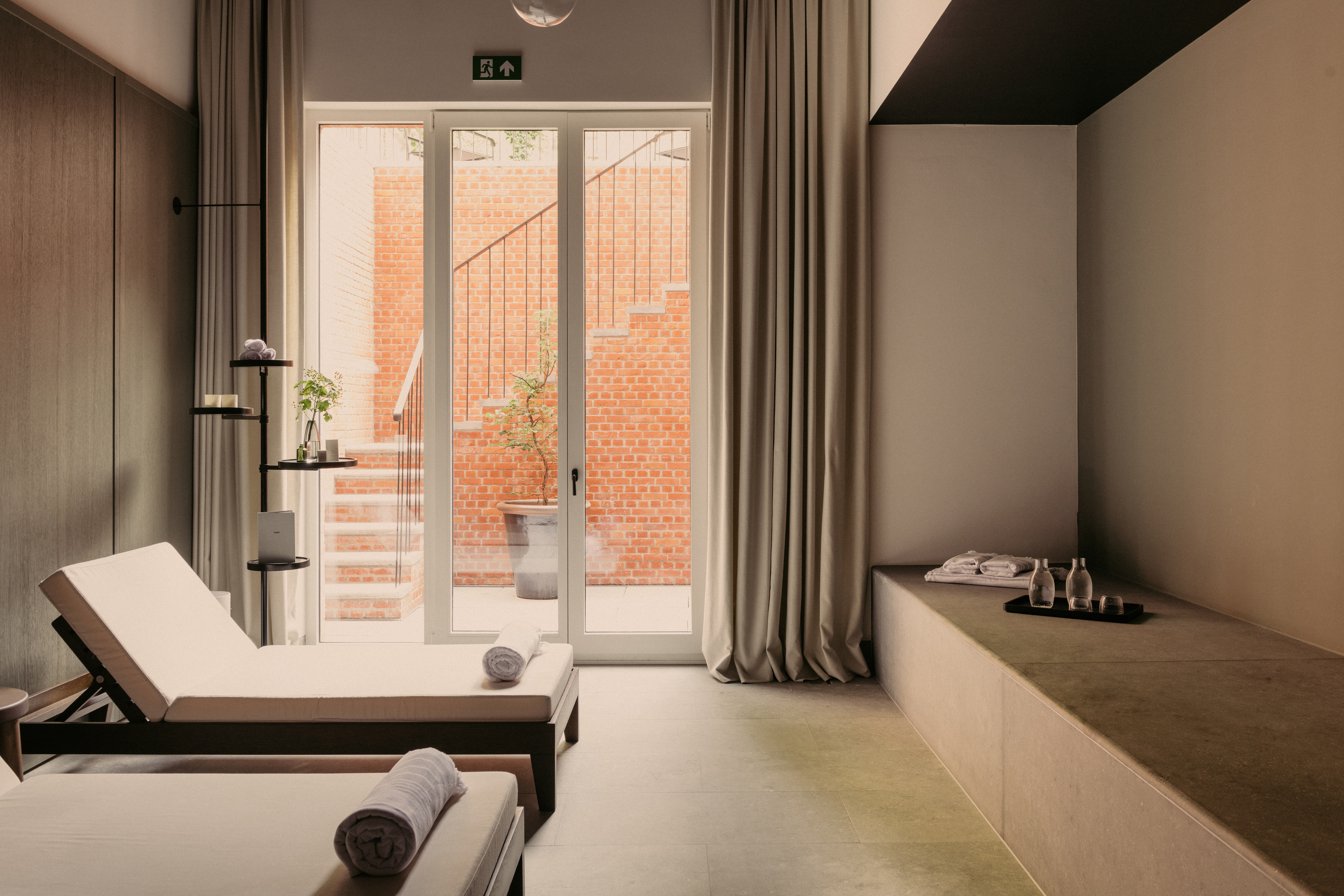 August Hotel, Bar, Restaurant, Wellness, Shop, Gardens Antwerp