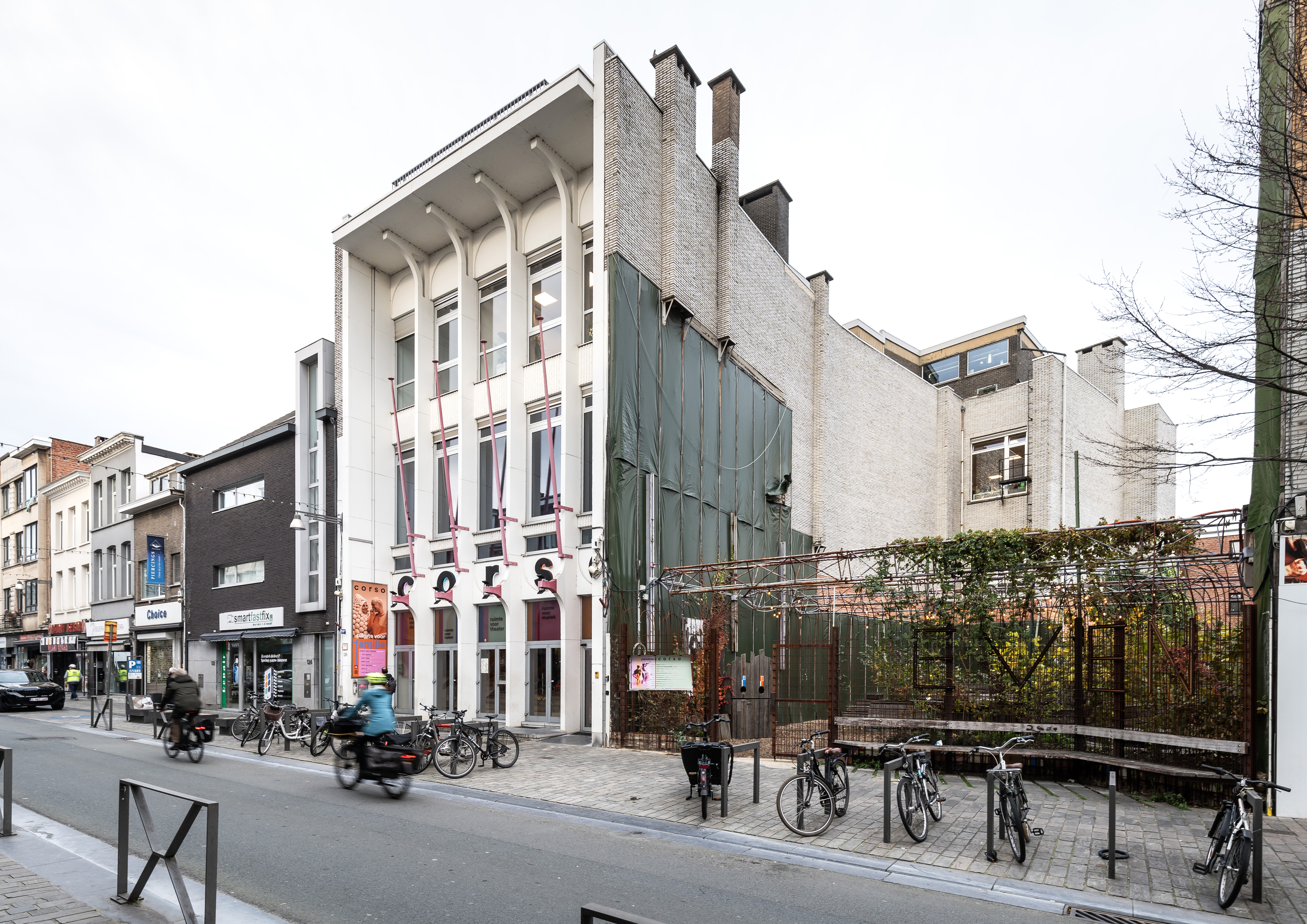 Vooraanzicht van STUDY360-locatie Corso