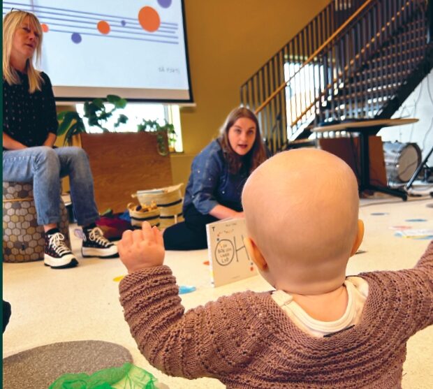 Kind is aan het spelen