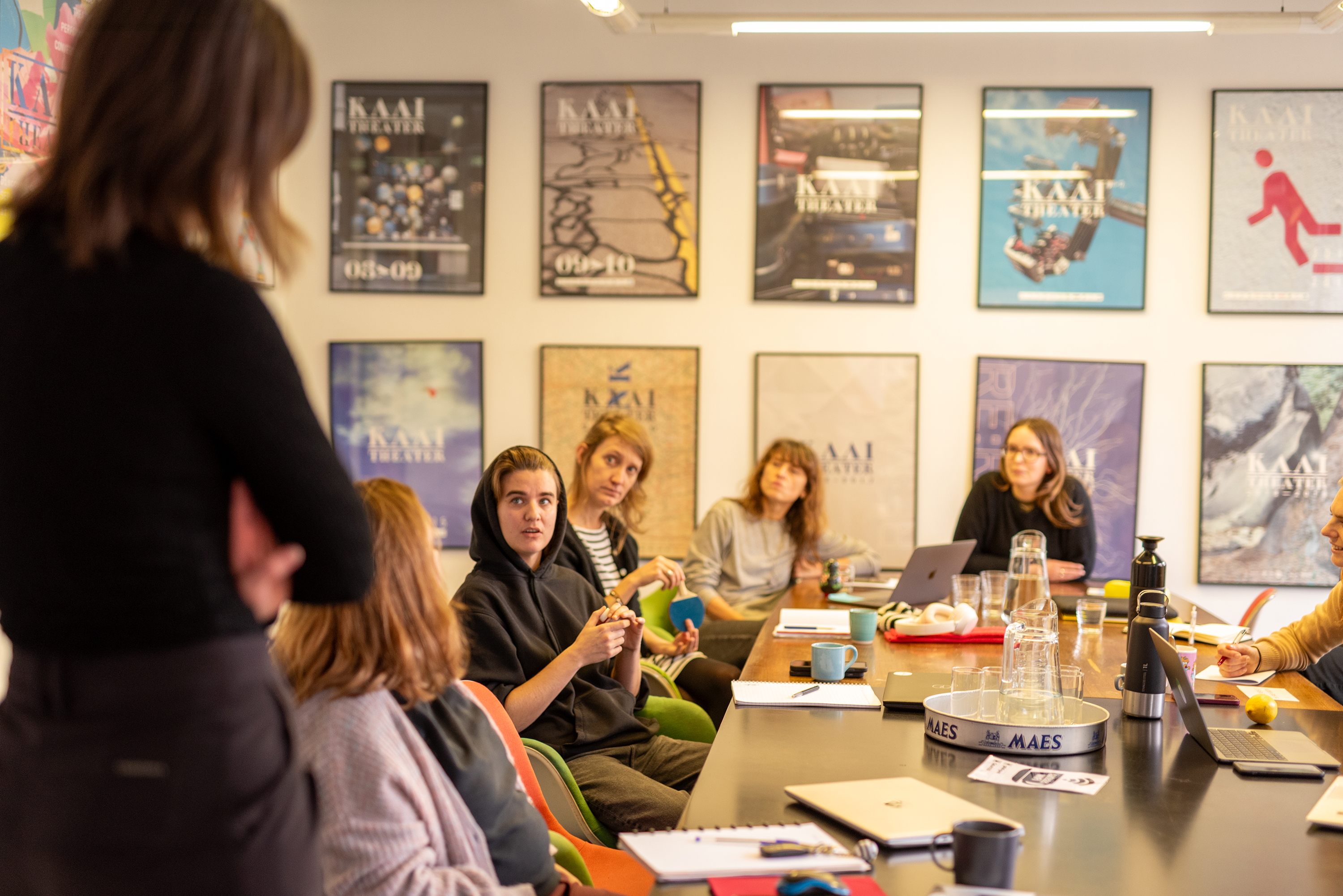 Groep cultuurorganisaties in vormingssessie