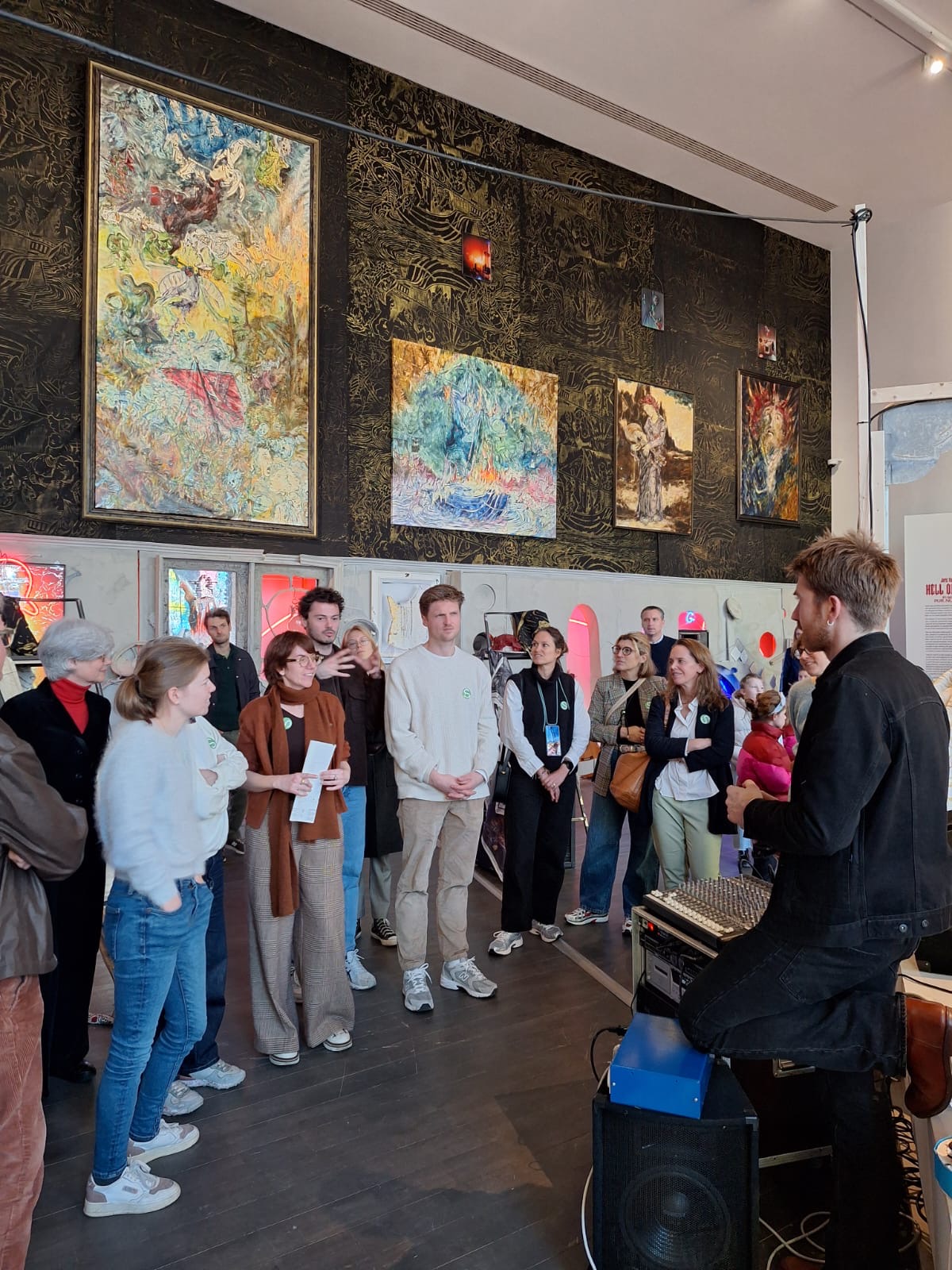 Joris Van de Moortel HELL ON EARTH, in search of Pur, Nur and Fu, S.M.A.K.