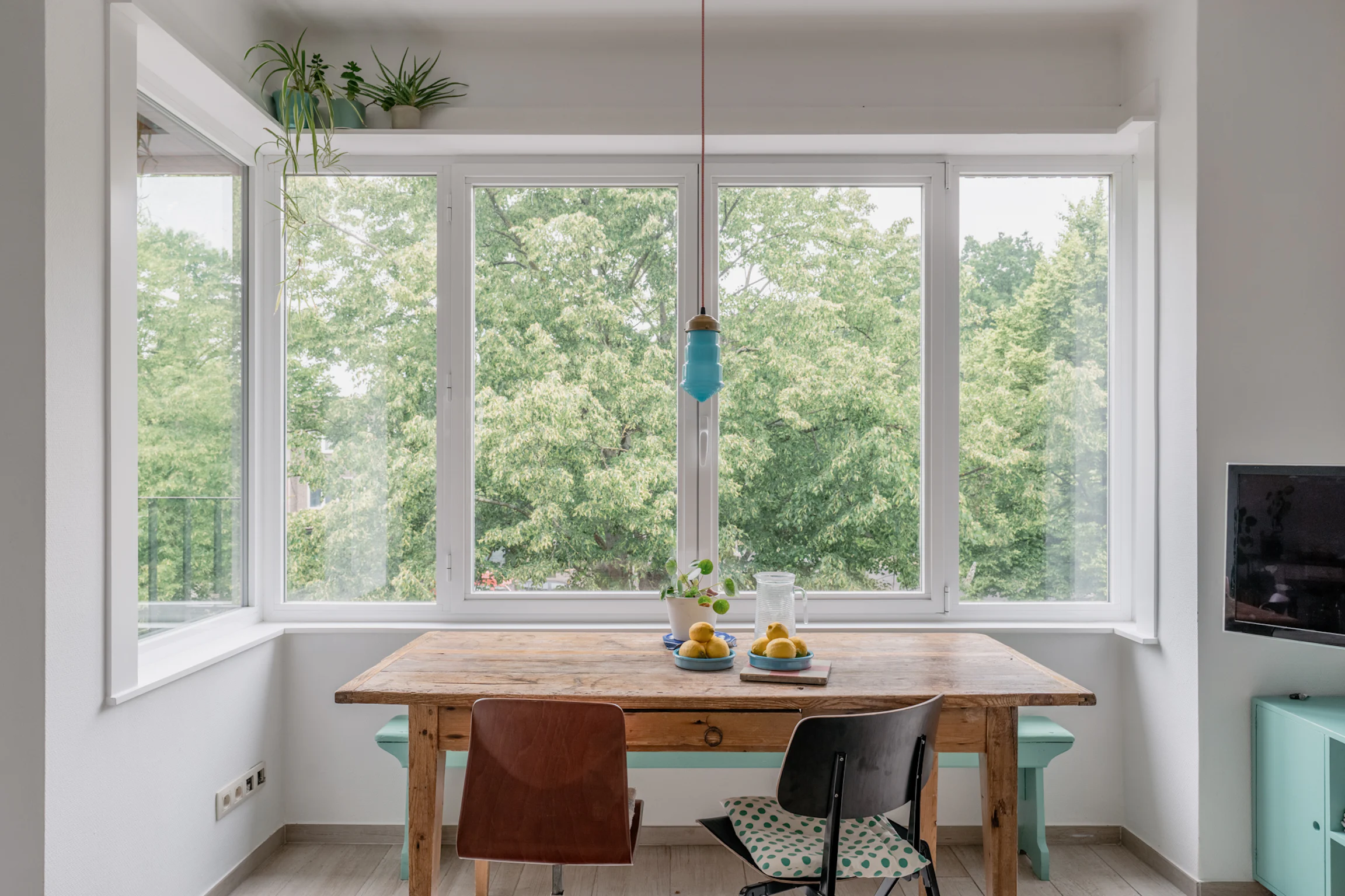Tussen bar Foxy en het Te Boelaerpark: appartement met originele indeling aan een rustig plein