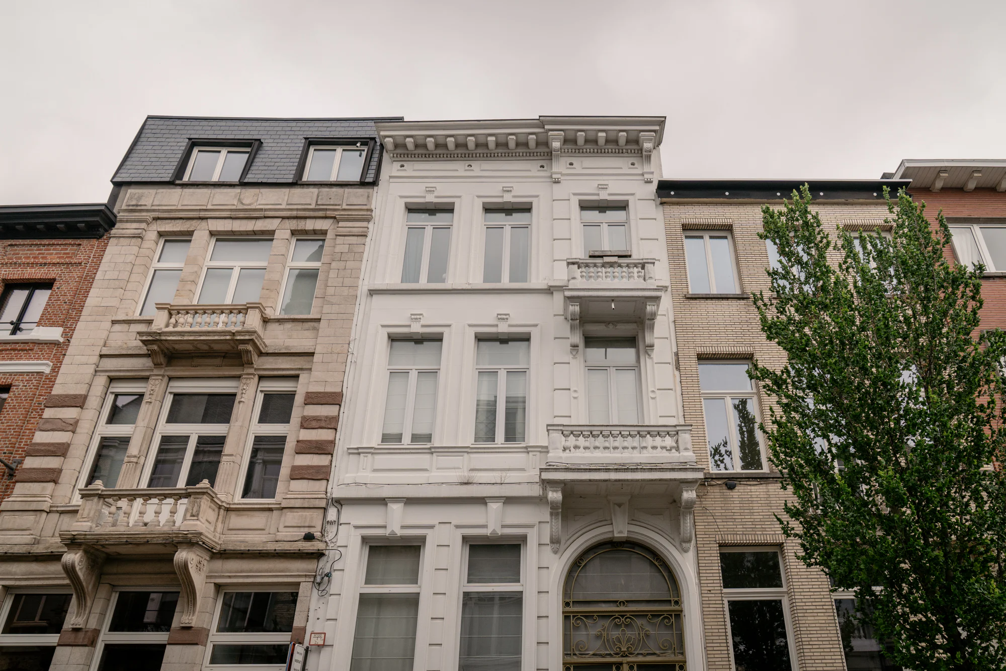 Studio met aparte slaapkamer in statige burgerwoning nabij Nordica 31