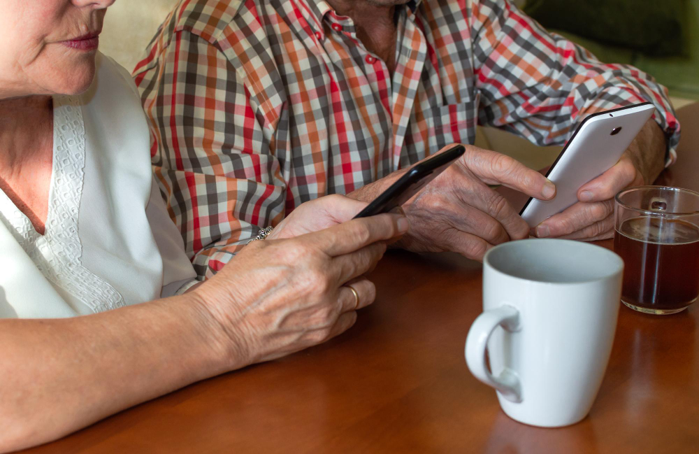 Digitale toegankelijkheid is belangrijk voor iedereen. CAW is partner van Telenet Essential Internet