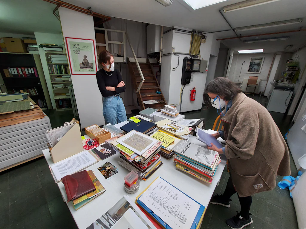 CKV aan het werk met Isabel Brey: ordenen van het archief